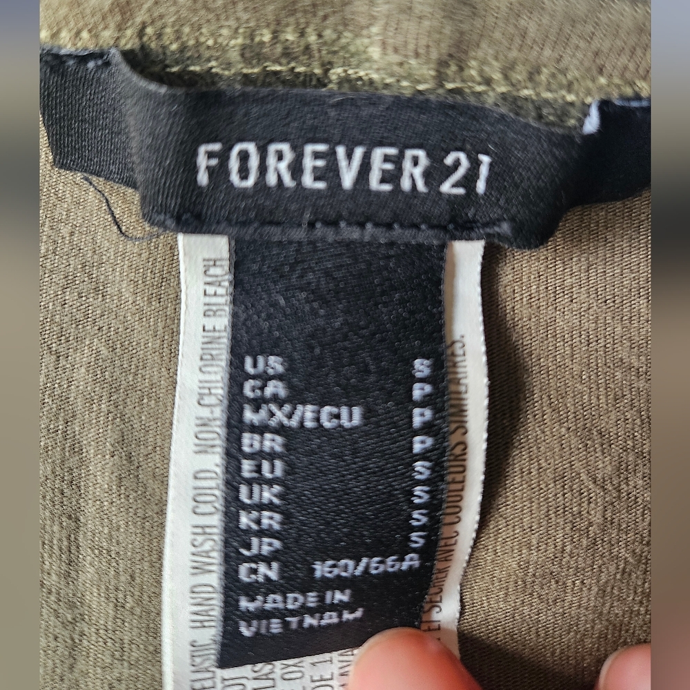 F21 Pencil Skirt - Picture 4 of 10